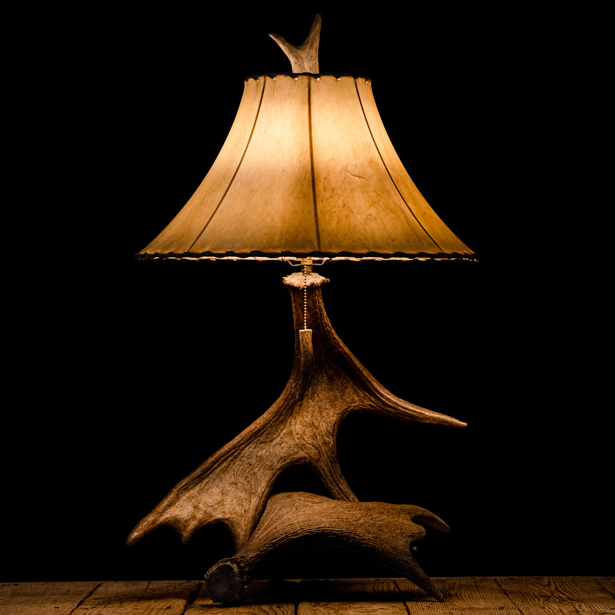 Real Moose Shed Antler Lamp - Rustic Lighting Antler Decor for Loghome, Living Room, Man Cave